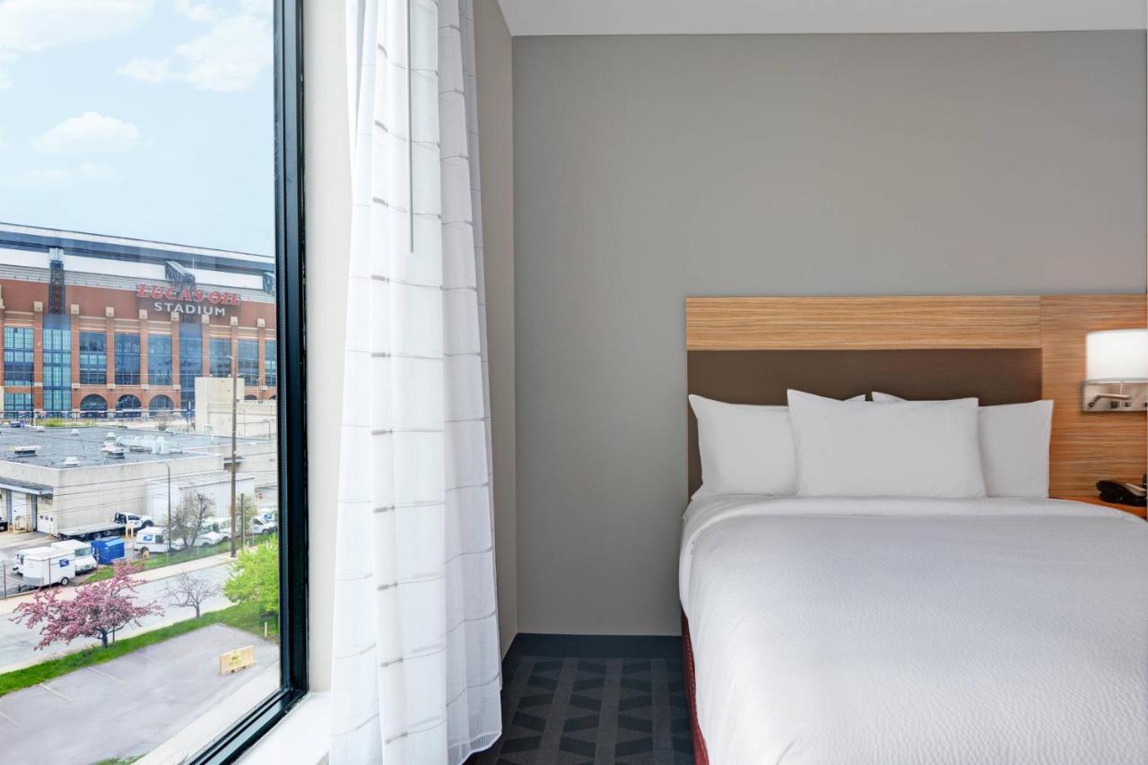 Towneplace Suites By Marriott Indianapolis Downtown Εξωτερικό φωτογραφία