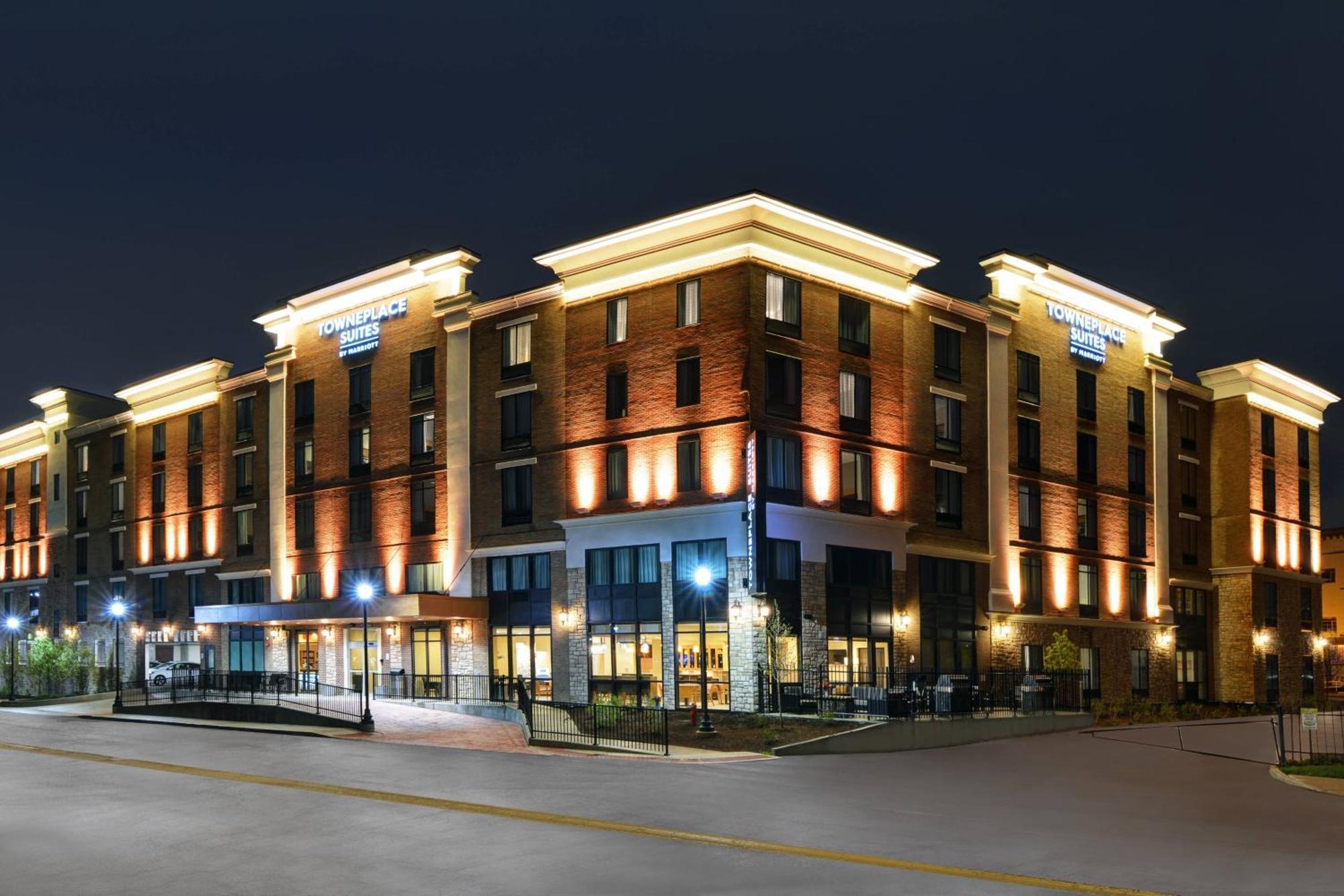 Towneplace Suites By Marriott Indianapolis Downtown Εξωτερικό φωτογραφία