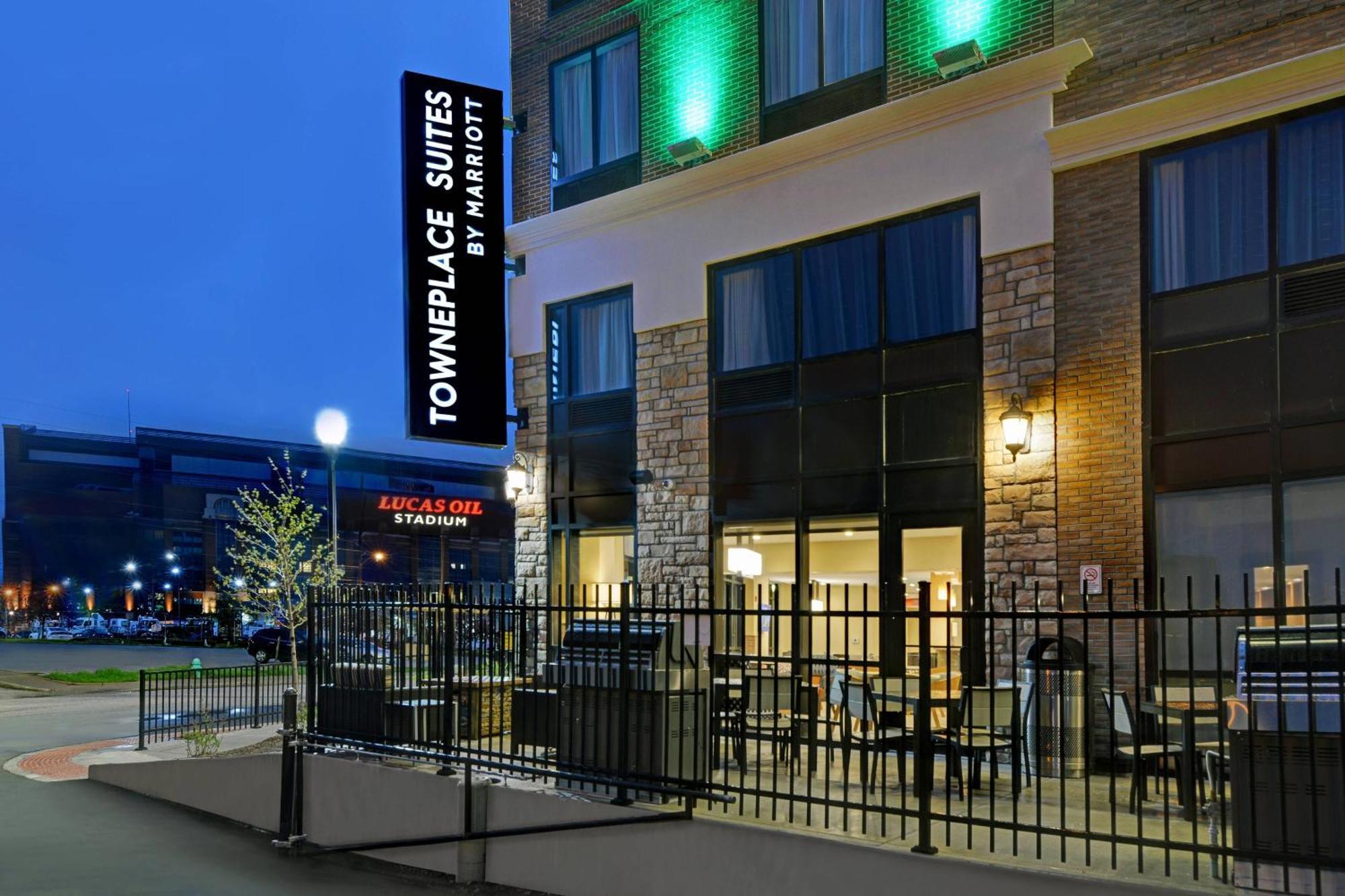 Towneplace Suites By Marriott Indianapolis Downtown Εξωτερικό φωτογραφία
